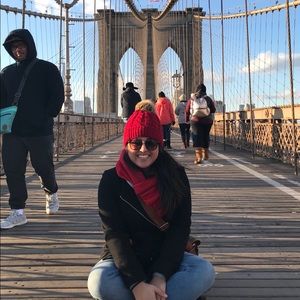 Meet your Posher, Nicole